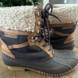 Tommy Hilfiger Black and Brown Duck Boots